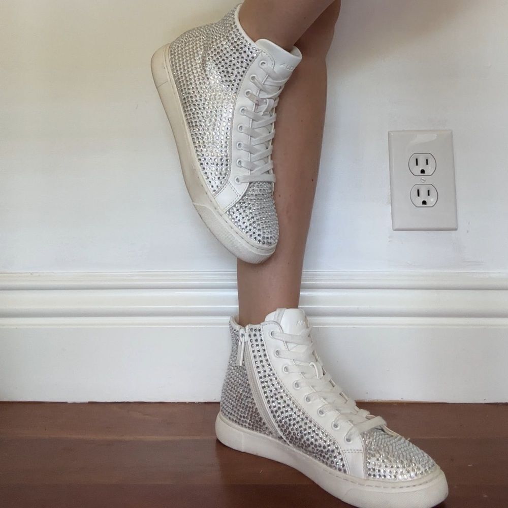 🚨Aldo diamond sneakers 